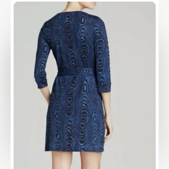 Diane Von Furstenberg Julian Two Mini 100% Silk Jersey Wrap Dress Size 2 - Picture 2 of 13